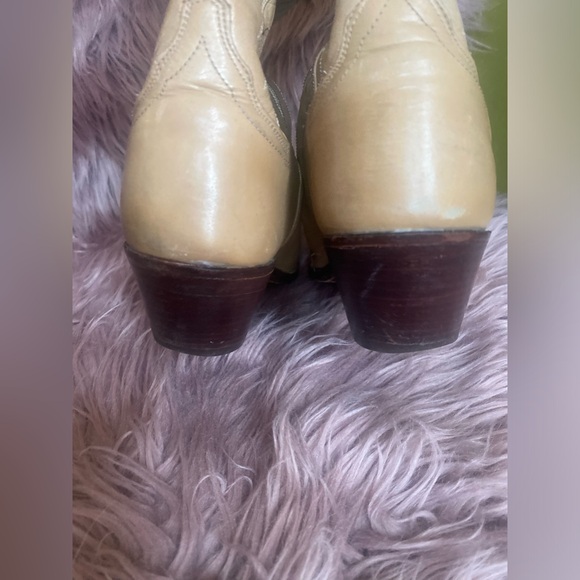 - Dan Post Western Boots size 7.5  -Beige Super soft comfy - Picture 7 of 12